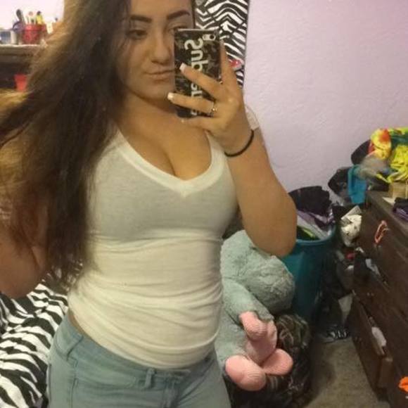 Meet your Posher, Katie - Picture 1 of 1